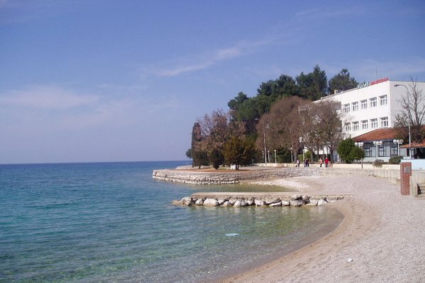 plaža ispred hotela