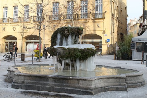 fontana u gradu